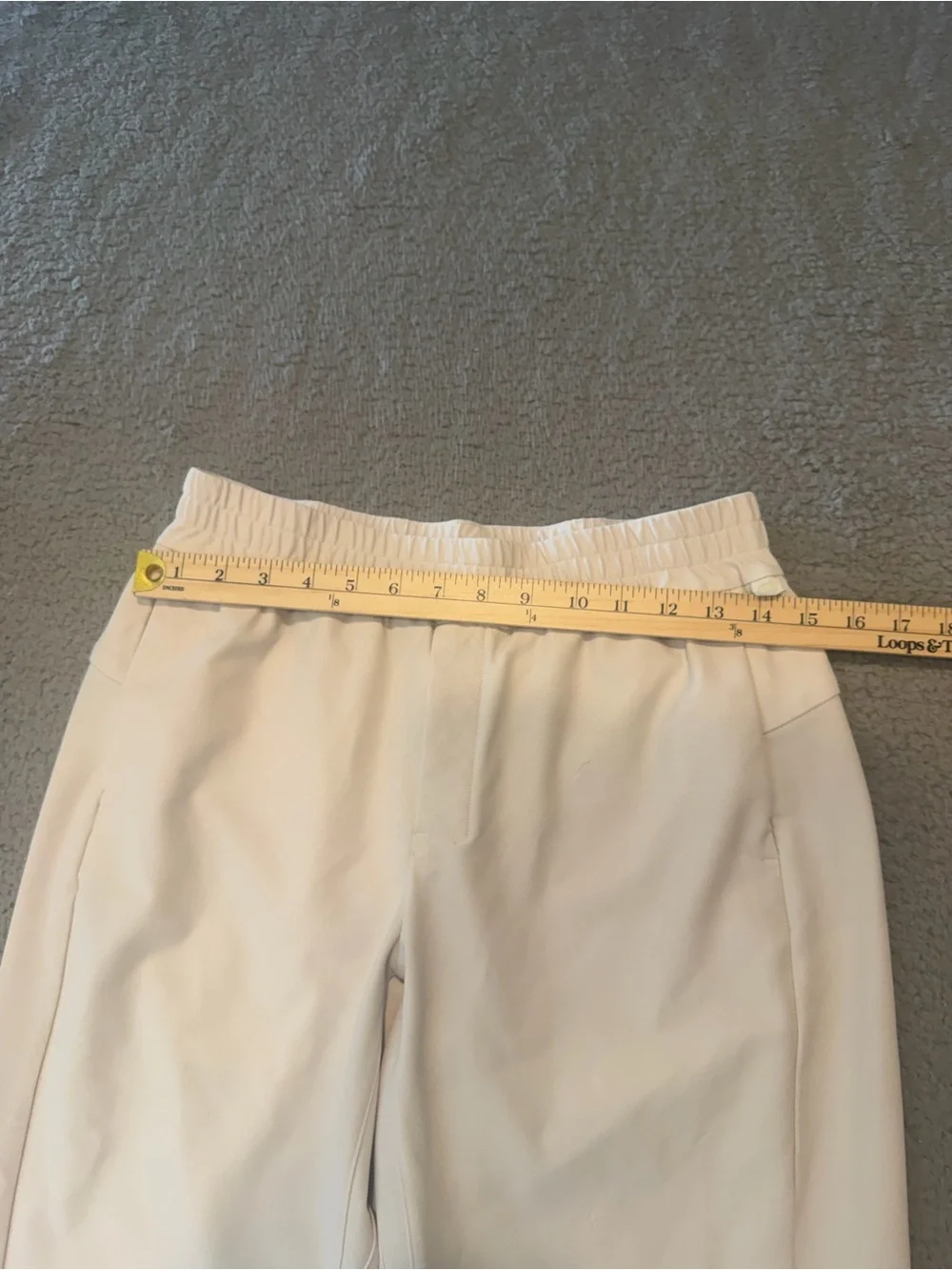 Lululemon cream pants size 8